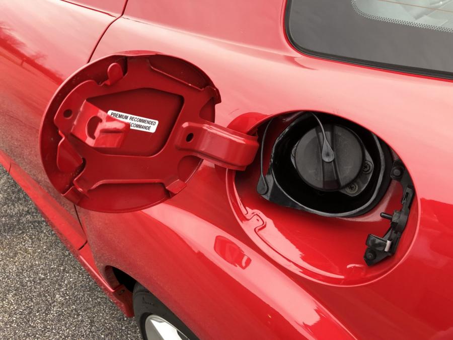 Детали экстерьера Mazda RX-8 2005 года  (фото 105 из 197)